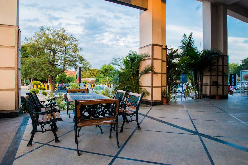 אמריצר Hotel Pr Residency מראה חיצוני תמונה