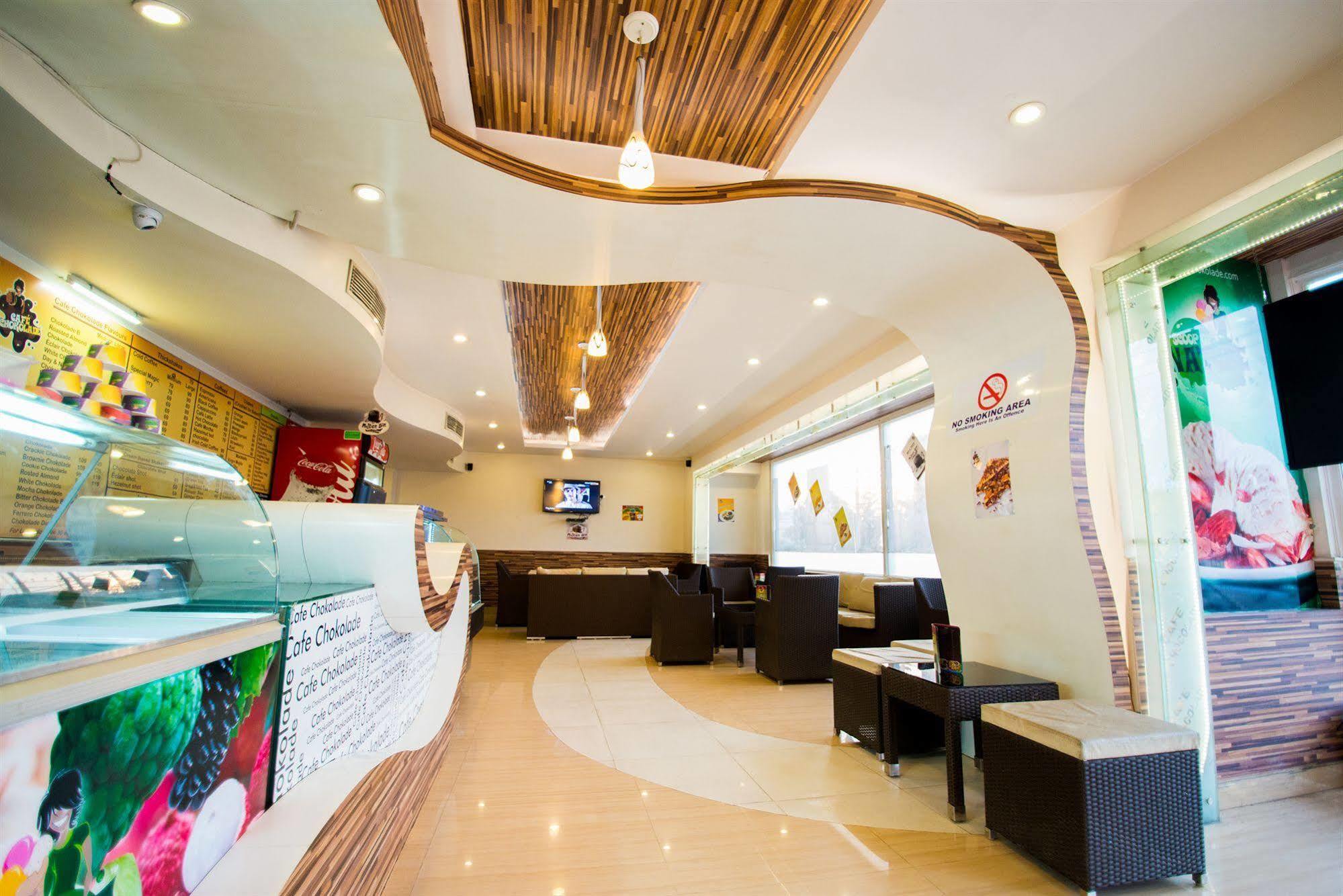 אמריצר Hotel Pr Residency מראה חיצוני תמונה