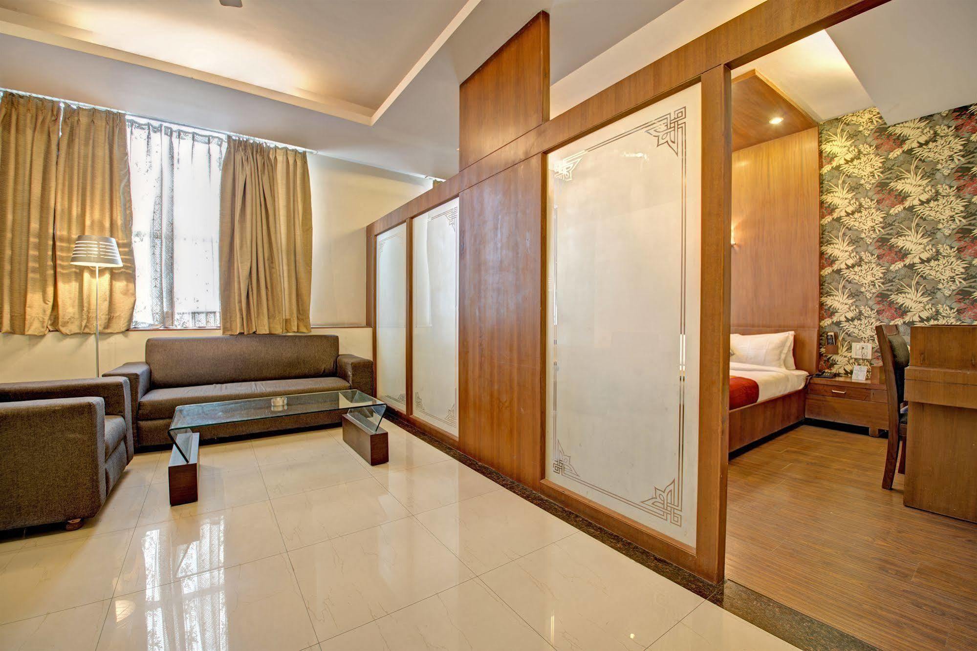 אמריצר Hotel Pr Residency מראה חיצוני תמונה